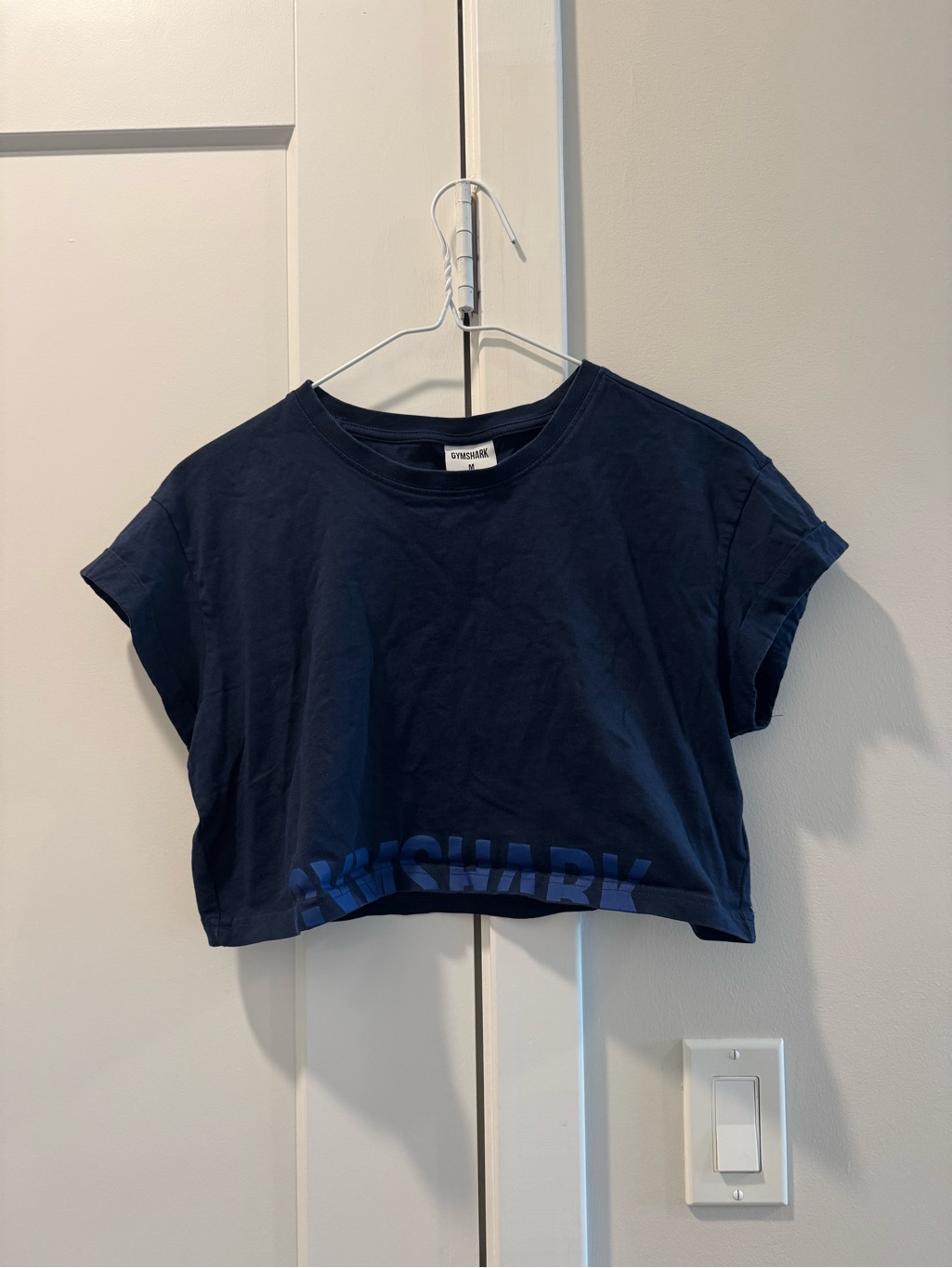 Gymshark Navy Blue Cropped Workout Tee Size Medium